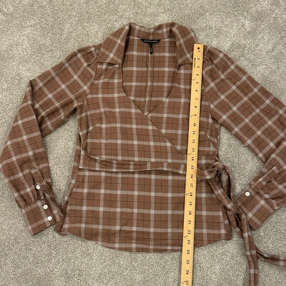 Marissa Webb Mia Lightweight Flannel Wrap Top Revolve Tan Plaid Size Small NWOT - Picture 8 of 11